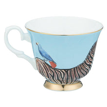 Carica l&#39;immagine nel visualizzatore di Gallery, Tazza da the con piattino Yvonne Ellen Zebra and Parrot
