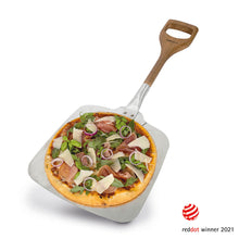 Carica l&#39;immagine nel visualizzatore di Gallery, Pala per pizza inox con manico in quercia BOSKA (mod. piccolo)
