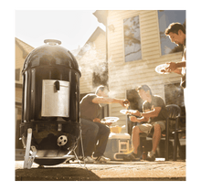 Carica l&#39;immagine nel visualizzatore di Gallery, Affumicatore verticale a carbone Weber Smokey Montain Cooker Ø 47 - Prezzo Outlet
