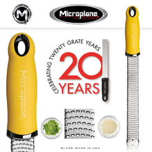 Carica l&#39;immagine nel visualizzatore di Gallery, Microplane Premium Zester/Grattugia - Gialla
