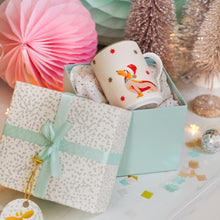 Carica l&#39;immagine nel visualizzatore di Gallery, Tazza Yvonne Ellen Sausage Dog Mug Christmas Edition
