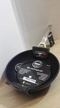Carica l&#39;immagine nel visualizzatore di Gallery, Padella alta Ø28 induzione alluminio manico acciaio RISOLÌ BLACK PLUS 1810
