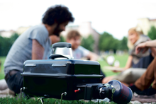 Carica l&#39;immagine nel visualizzatore di Gallery, Barbecue a gas WEBER GO ANYWHERE
