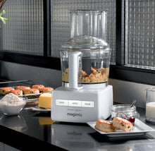 Carica l&#39;immagine nel visualizzatore di Gallery, Robot multifunzione MAGIMIX Compact 3200XL
