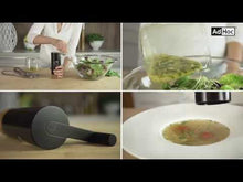 Carica e avvia il video nel visualizzatore di galleria, Macina a mano pepe e sale Powermill acciaio nero e quercia AdHoc

