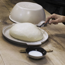 Carica l&#39;immagine nel visualizzatore di Gallery, Set Pain Maison Emile Henry Grand Cru
