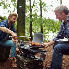 Carica l&#39;immagine nel visualizzatore di Gallery, Barbecue a gas WEBER Q1200 Black
